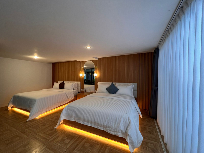 Bedroom 28