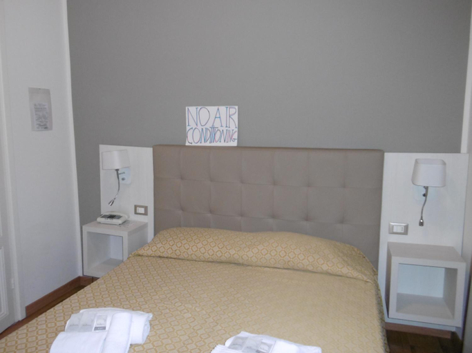 Bedroom 18