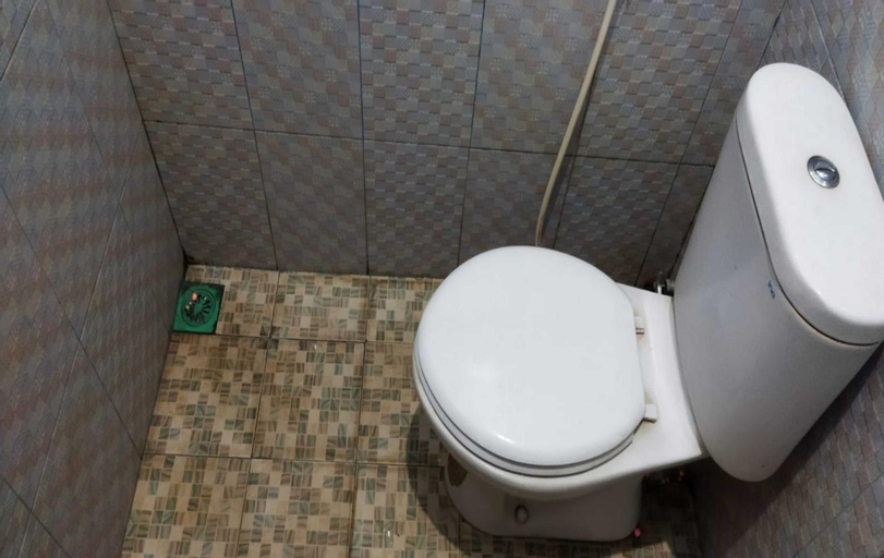 Bathroom 27