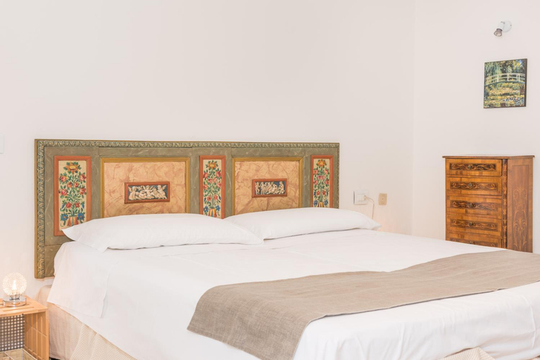 Bedroom 1, Domus Gallina Charme&Relax, Bergamo