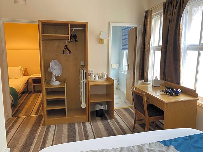 Bedroom 3, Cardiff Sandringham Hotel, Cardiff