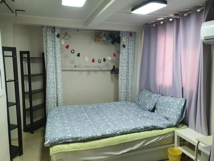 Bedroom 9