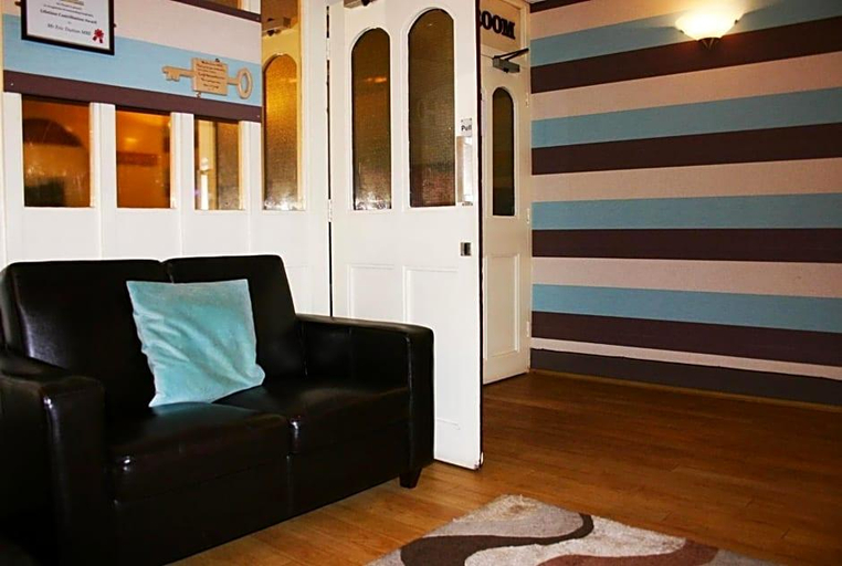 Public Area 2, Cardiff Sandringham Hotel, Cardiff
