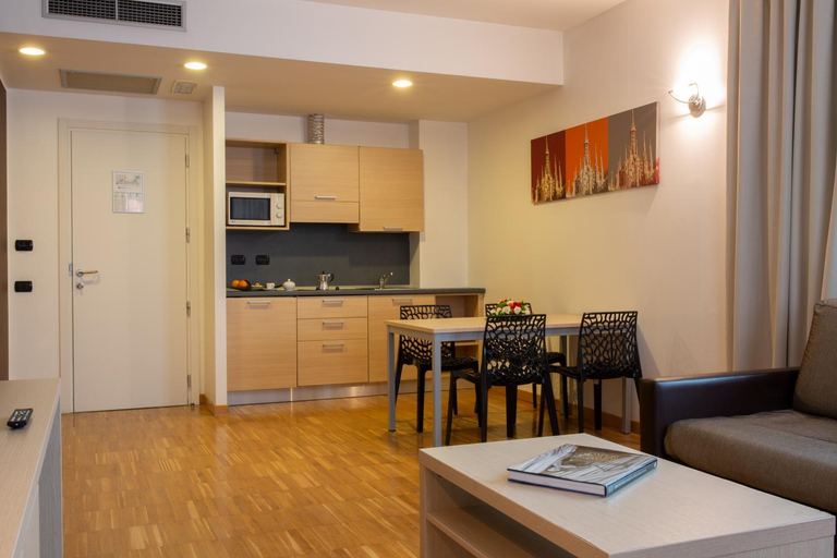 Dining Room 6