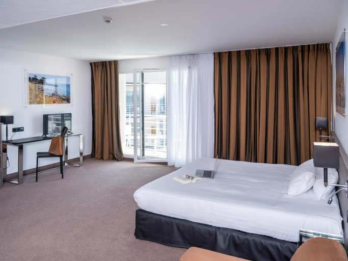 Bedroom 8
