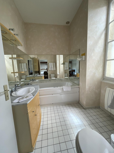 Bathroom 3
