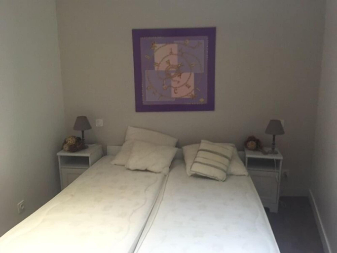 Bedroom 2, Beauregard Central, Paris