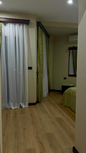 Bedroom 3, Rritja e Koranit, Pogradecit