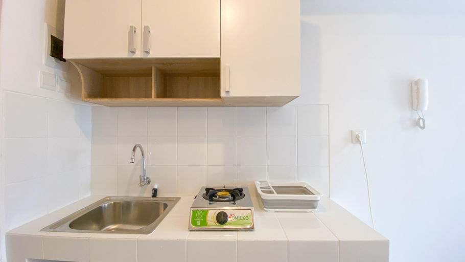 Others 2, Relaxing and Simply Studio Tokyo Riverside PIK 2 Apartment By Travelio, Tangerang