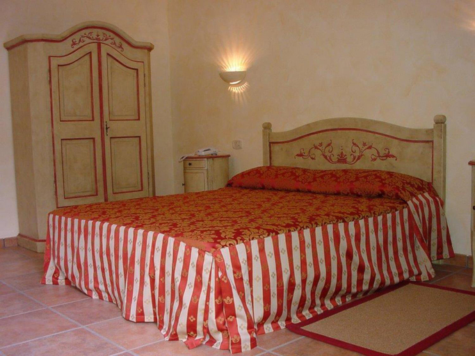 Bedroom 13
