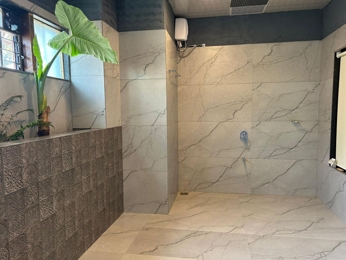 Bathroom 3, SpicyMango Saveda Farm & Cottages, Raigarh
