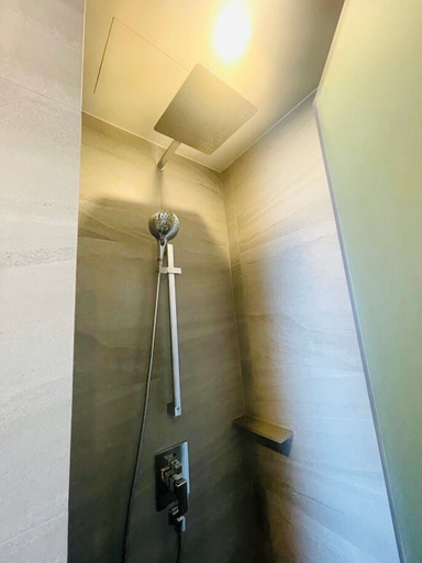 Bathroom 4, Sea View Edge Central Pattaya, Pattaya