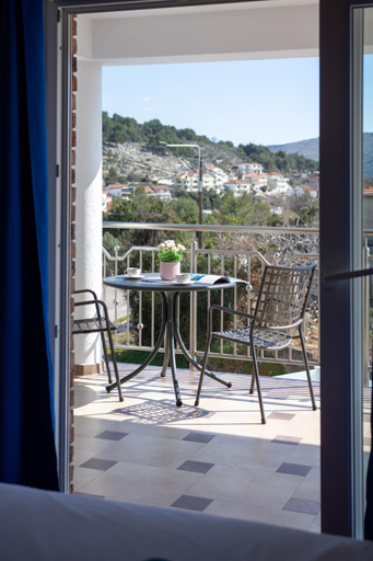 Others 3, Luxury Villa Ivana - Poljica, Marina