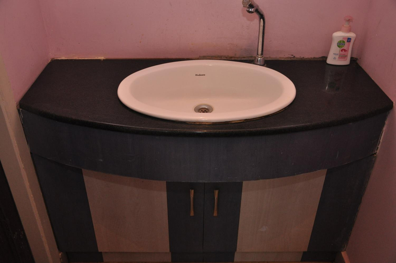 Bedroom 2, Srirangam Service Apartment, Tiruchirappalli