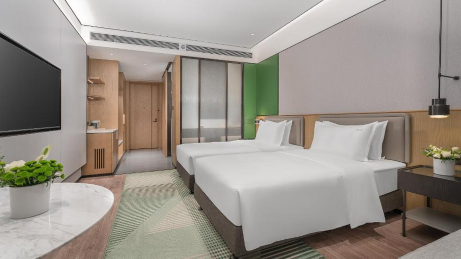 Bedroom 5, Holiday Inn WUHAN HOUGUAN LAKE, Wuhan