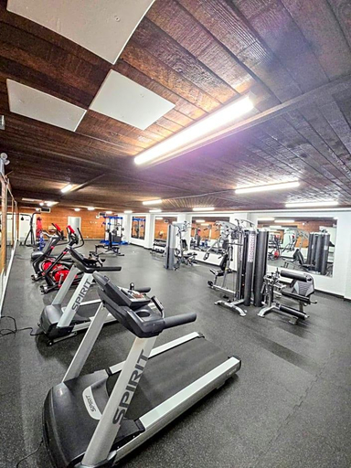 Public Area 2, Crestwood Hotel, Division No. 14