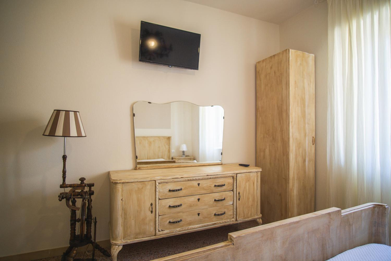 Bedroom 4, Ome sweet Ome, Brescia