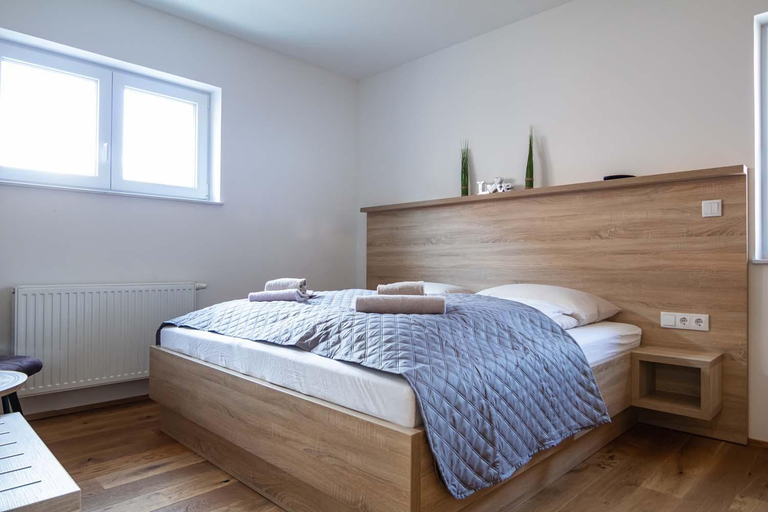 Bedroom 16