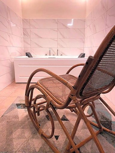 Public Area 4, Hotel Marotte, Somme
