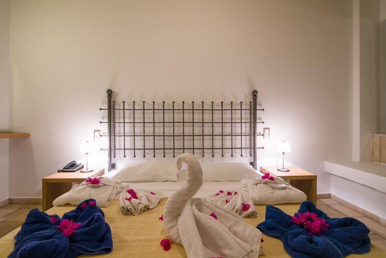Bedroom 3, Antinea Suites Hotel & Spa, South Aegean