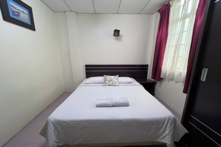 Bedroom 15