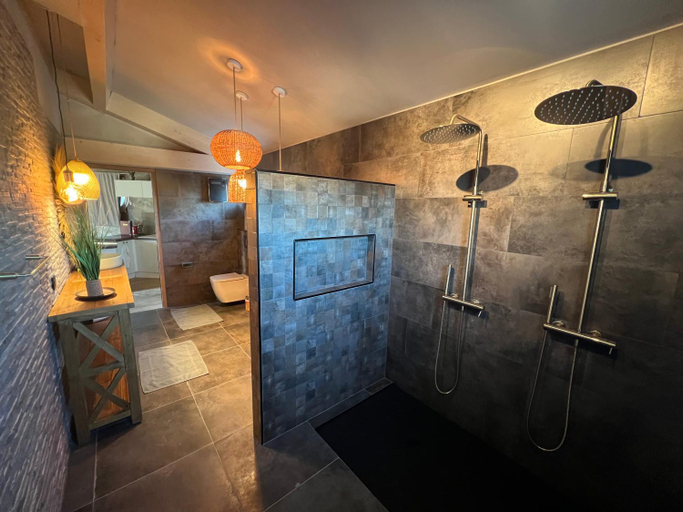Bathroom 4, Lofts avec Jacuzzi privatif - Spa Romantique - Bouzigues, Hérault