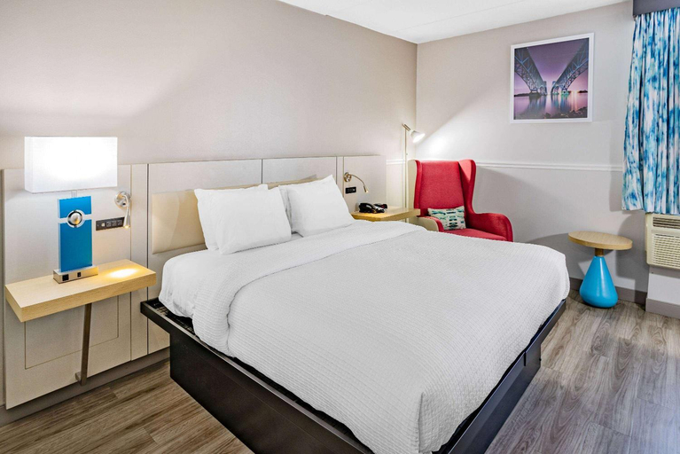 Bedroom 8