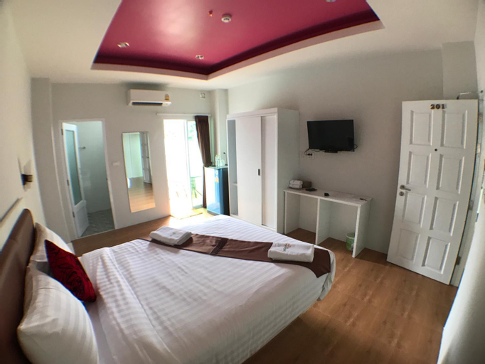 Bedroom 10