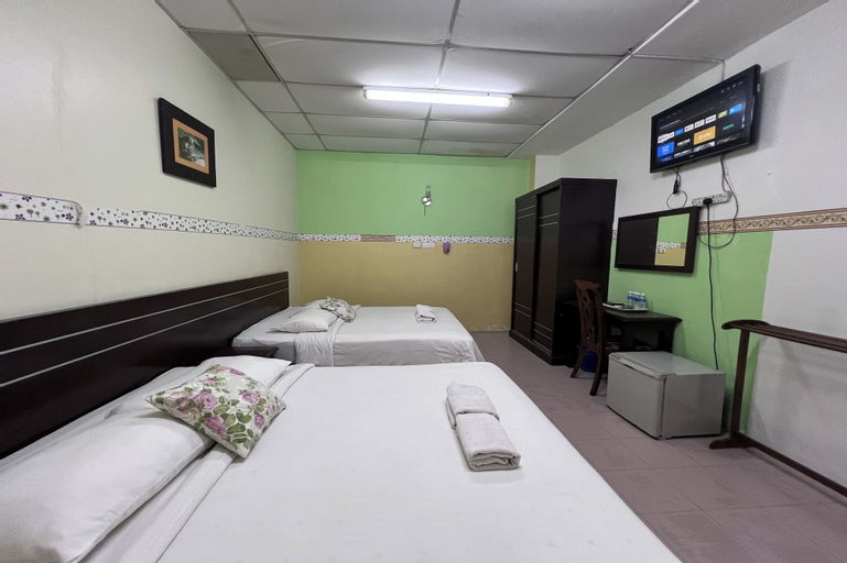 Bedroom 12