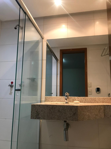 Bathroom 5, Crystal Place, Goiania