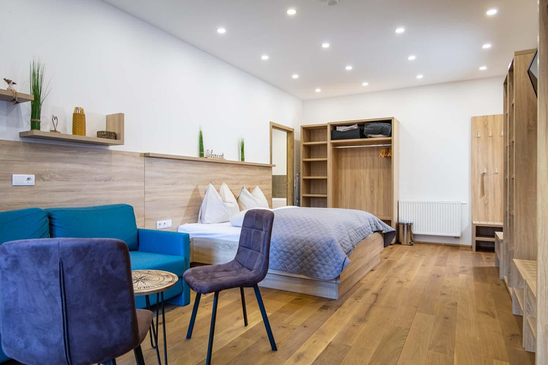 Bedroom 15