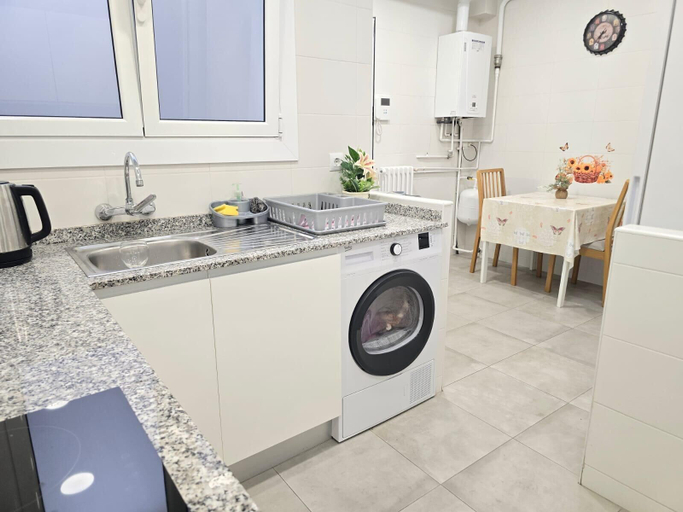 Others 4, Rooms Nuevo Balmes, Barcelona