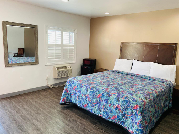 Others 5, Cozy motel, Los Angeles