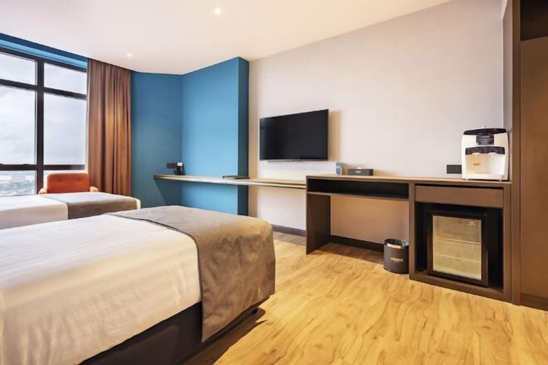 Bedroom 9