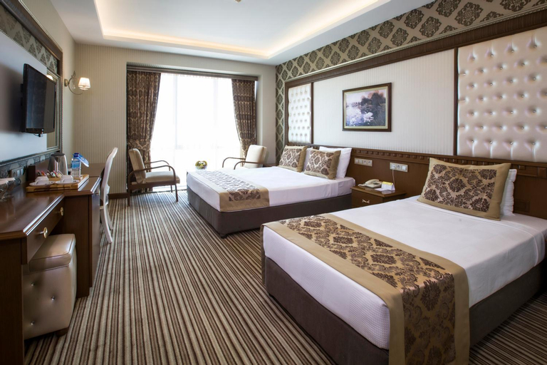 Grand Altuntas Hotel, Merkez