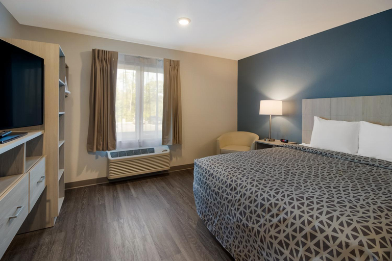 Bedroom 6