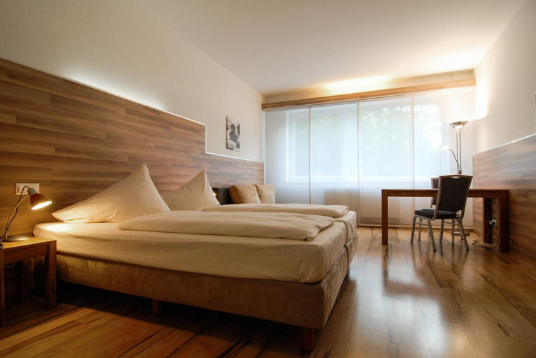 Bedroom 16