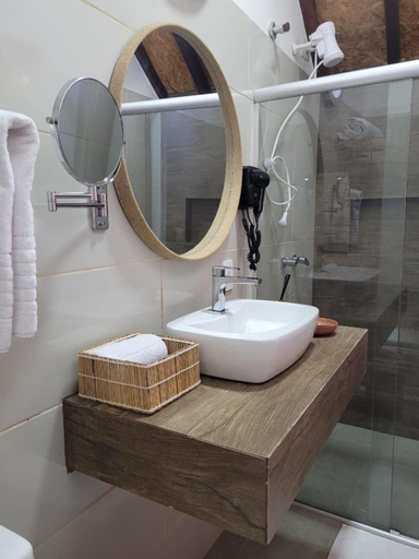Bathroom 8