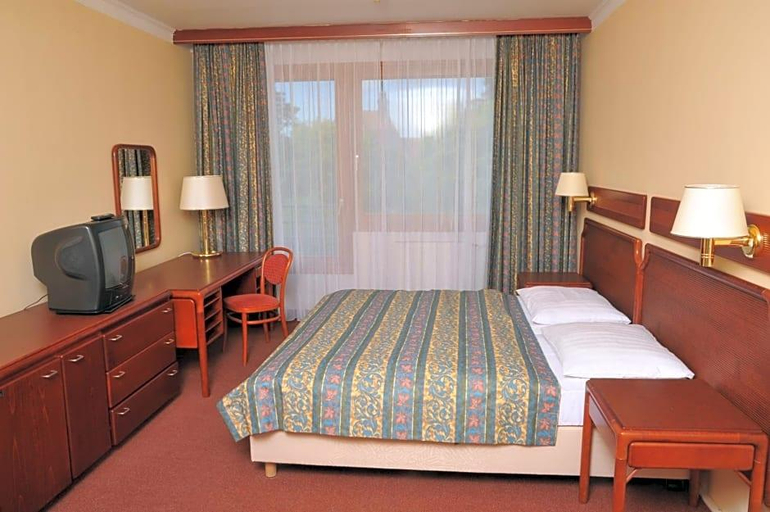 Bedroom 3, Hotel Krakonos, Cheb