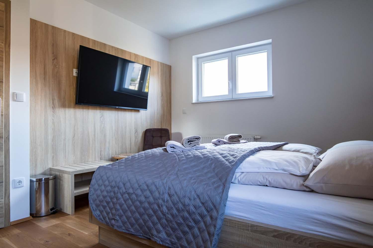 Bedroom 15