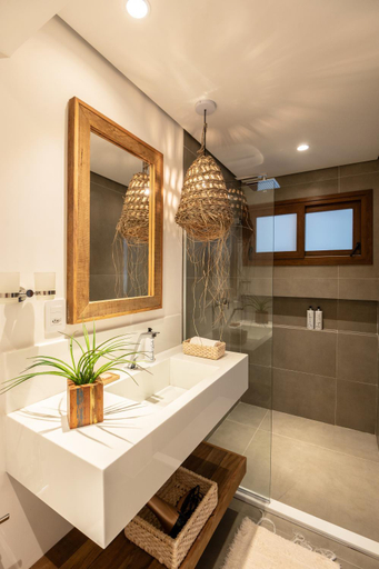 Bathroom 4, One Beach Boutique Hotel, Cairu