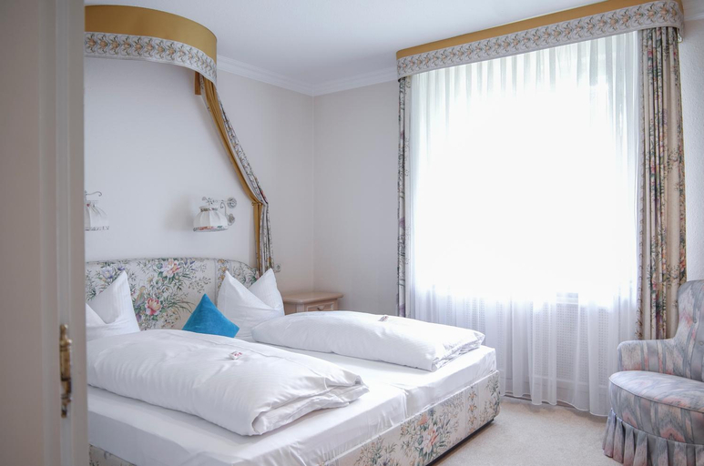 Bedroom 4, Villa Adolphine, Miesbach