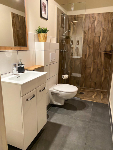 Bathroom 2, Apartamenty 41, Poznań City