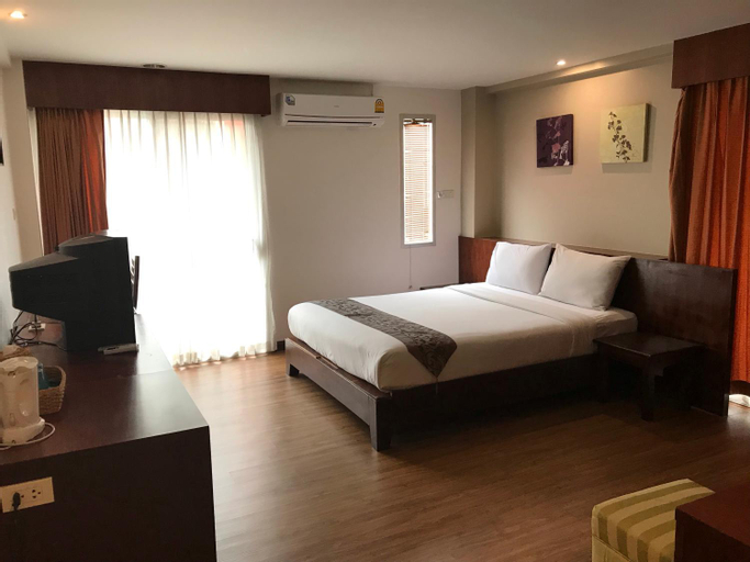 Bedroom 6