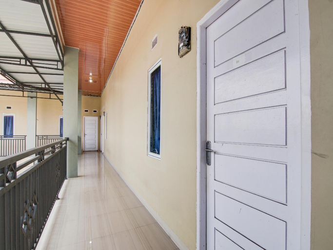 Others 4, OYO 93087 Wisma Apel Syariah, Pekanbaru