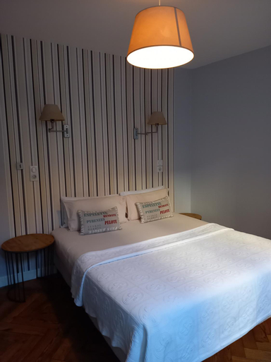 Bedroom 27