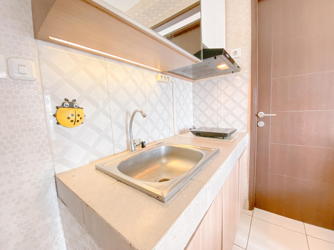 Bathroom 4, Spacious 3BR at Mekarwangi Square Cibaduyut Apartment By Travelio, Bandung