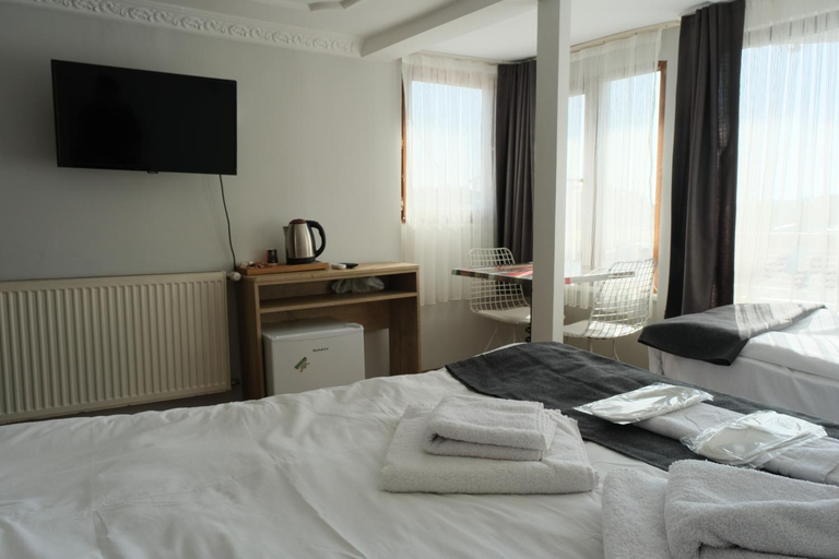Bedroom 4, Kondoskali Hotel, Fatih