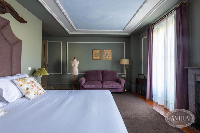 Others 3, Casa Antiga, Porto