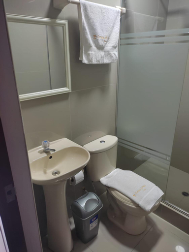 Bathroom 2